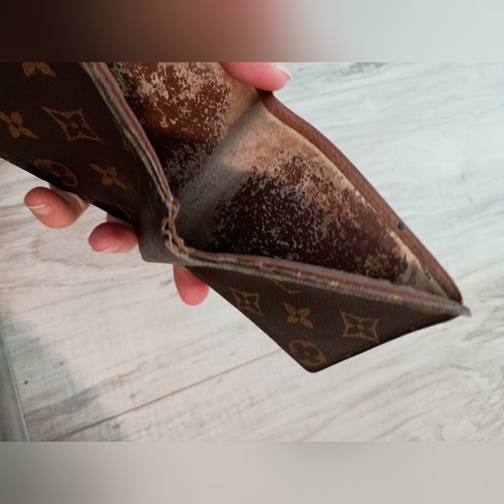 Authentic LOUIS VUITTON Porte Billets Cartes Credit Monnet Monogram wallet - Picture 8 of 13